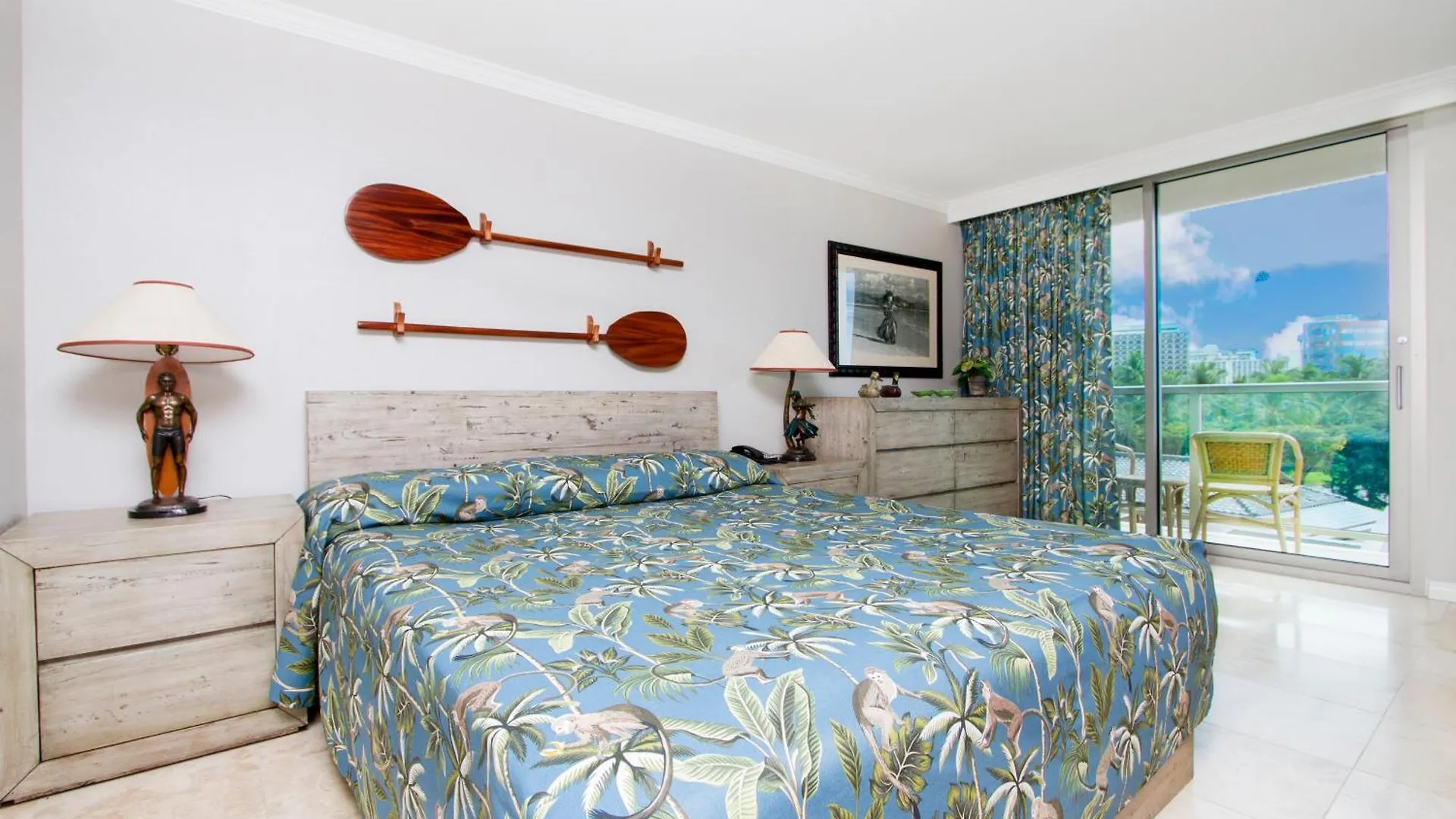 Special Rate Close To The Beach L214 Honolulu